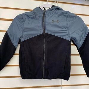 Under Armour Boys Two-Tone Hooded Puffer Jacket - Gray/Black sz 5